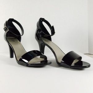 a.n.a Shoes Black Patent Leather 10 Strappy Heels